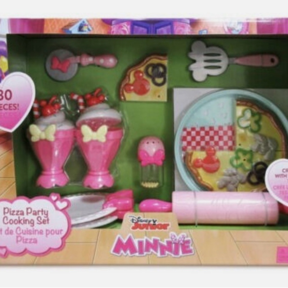 Disney Junior Minnie Pizza Party Cooking Set
